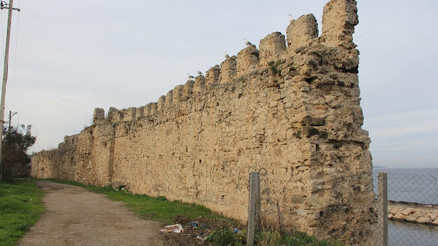 Sinopta tarihi surlara saygısızlık