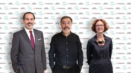 Aileler ekran değil kitap başında toplansın... Aileler ekran değil kitap başında toplansın...
