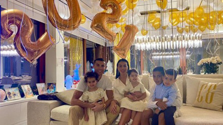 Cristiano Ronaldodan yeni yıl mesajı 2021 dönüm noktası olsun