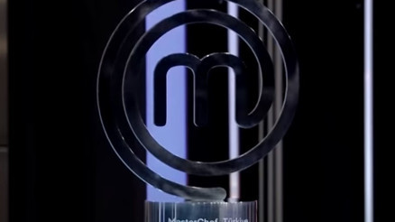 MasterChef final gecesi ile izleyici karşısına çıkıyor Tezgahta 2 finalist hedefte 1 kupa MasterChef final gecesi ile izleyici karşısına çıkıyor Tezgahta 2 finalist hedefte 1 kupa