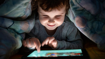 Teknoloji çağında çocuğu teknolojiden uzak tutmak çözüm değil