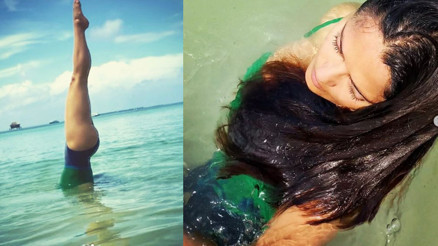 Salma Hayekten ilginç poz.. Denizde amuda kalktı
