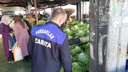Pazarlarda fahiş fiyat ve koronavirüs denetimi