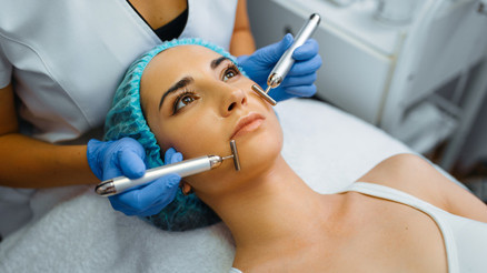 Yeni Yıla Yeni Bir Ben Diyenlere Estetik Önerileri