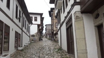 Safranboluda turist için umutlar aşıda