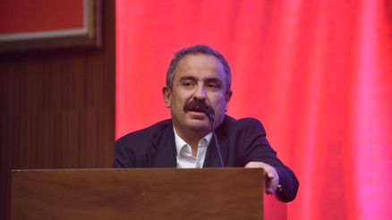 Basın mensubuna öncelik verilsin