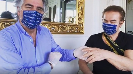 Orhan Gencebay sevenlerini korkutmuştu... Ellerini kullanabilecek mi