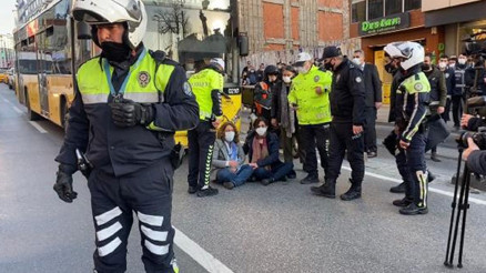 İstanbul Valiliğinden Kadıköydeki olaylara ilişkin açıklama: 58i terör örgütleriyle irtibatlı