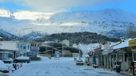 Antalyada kar sevinci 5 yıl sonra ilk Antalyada kar sevinci 5 yıl sonra ilk