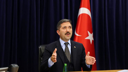 ‘Irkçılıkla mücadelede başarıya ulaşmanın tek yolu...’ ‘Irkçılıkla mücadelede başarıya ulaşmanın tek yolu...’