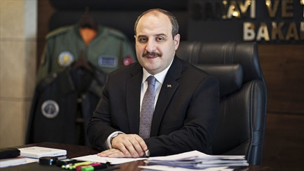 Bakan Varank: TÜBİTAK UZAY ve Delta Vyi bir araya getirdik