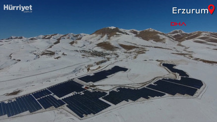 Karla kaplı araziye güneş enerji sistemi kuruldu
