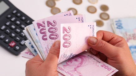 Bankaya para yatıranlar dikkat İşte en yüksek faizi veren bankalar