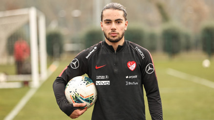 Semih Altıkulaç: Mesut Özili örnek alıyorum...