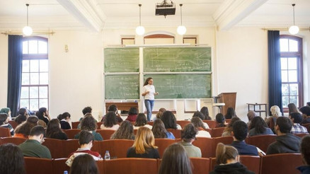 Üniversitelerdeki kadın akademisyen sayısı artıyor