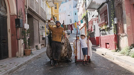 Kağıttan Hayatlar filminin Alisi Emir Ali Doğrul kimdir, kaç yaşında