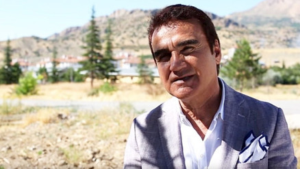 Selahattin Alpay kimdir, nereli, kaç yaşında Selahattin Alpay hakkında bilgiler