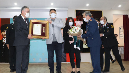 Eskişehirde 6 gaziye Devlet Övünç Madalyası verildi