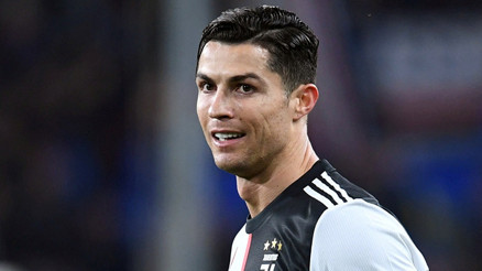 Cristiano Ronaldo, İtalyada 2019-2020 sezonunun en iyi futbolcusu seçildi
