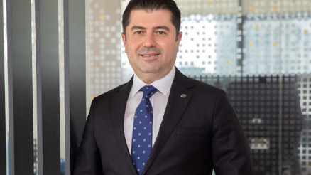 VakıfBank’tan görüntülü çağrı merkezinde işaret dili hizmeti