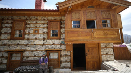Antalyanın tarihi düğmeli evleri