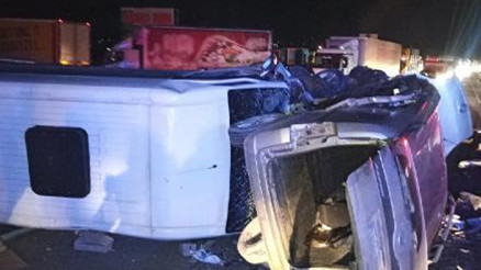 İşçi servisi ve hafif ticari araç çarpıştı Yaralılar var