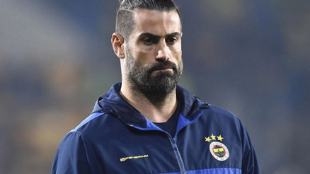 Fenerbahçede Emre Belözoğlu ekibini kuruyor Volkan Demirel kararı...