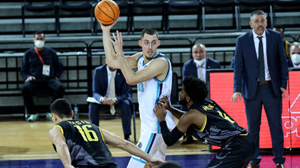 Türk Telekom 78-66 AEK