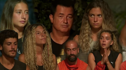 Survivorda dün kim elendi Adadan giden isim şoke etti. İşte 1 Nisan Survivor SMS sıralaması ve Survivorda elenen isim