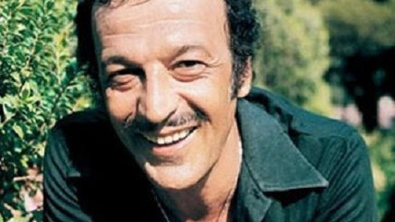 Sadri Alışık kimdir 200den fazla filmde oynadı Turist Ömer karakteri ile tanındı