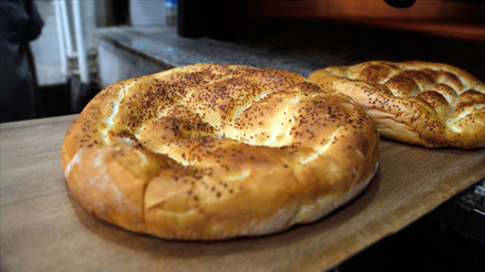 Son dakika... İstanbulda Ramazan pidesi fiyatı belli oldu