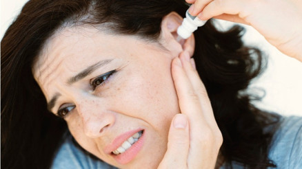 Diyanet yanıtladı: Kulak damlası orucu bozar mı