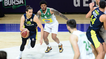 Frutti Extra Bursaspor 82 - 77 Fenerbahçe Beko (Maç özeti)