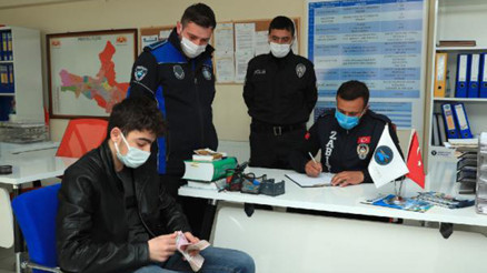 Zabıta memuru bulduğu 20 bin TLyi sahibine teslim etti