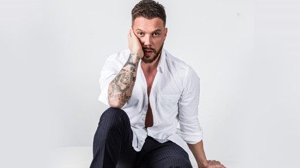 Sinan Akçıl kimdir, kaç yaşında ve nereli İşte şarkıcı Sinan Akçılın hayatı ve biyografisi ile ilgili bilgiler