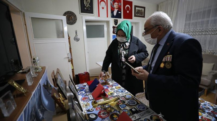 Bakan Selçuk Gazi Çolak’ın müzesini gezdi