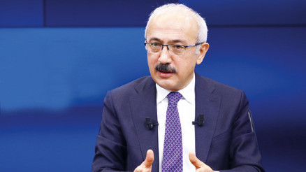 Bakan Elvan: Merkez’in yaptığı işlemler yasal Bakan Elvan: Merkez’in yaptığı işlemler yasal