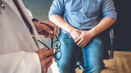 Sol testise dokununca ağrı yaparsa...