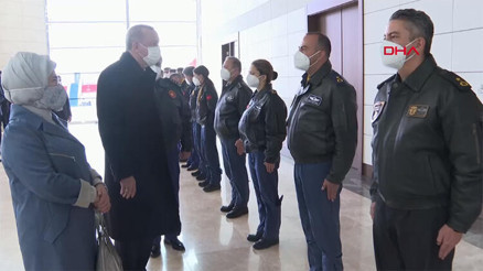 Cumhurbaşkanı Erdoğan, pilotlarla bir araya geldi