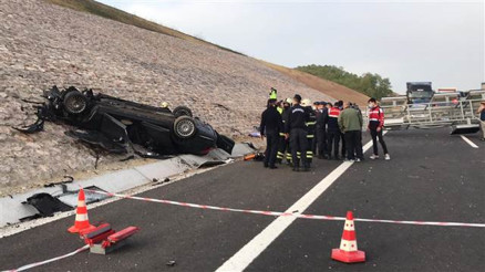Son dakika haberi: İzmitte Kazakistan Konsolosluğuna ait araç kaza yaptı 4 kişi can verdi... Aralarında fahri konsolos da var