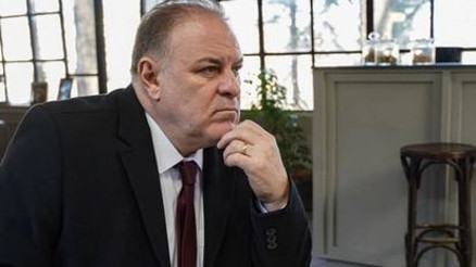 Sadakatsiz dizisinde Haluk Güçlü neden yok Burak Sergen’in son durumu Sadakatsiz dizisinde Haluk Güçlü neden yok Burak Sergen’in son durumu