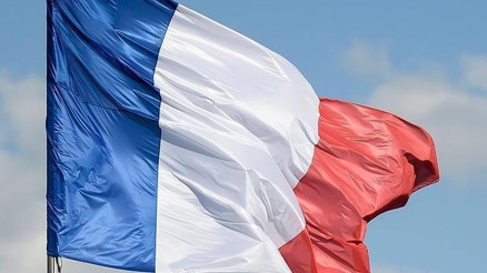 Fransa Genel Kurmay Başkanlığı e-bildiriye imza atan askerlere yaptırım uygulayacak