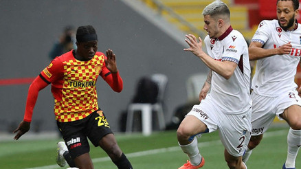 PFDKdan Trabzonspora kötü haber Berat Özdemire 2 maç ceza...