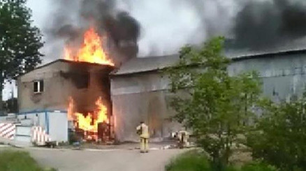 İstanbul Sultangazide depo yangını