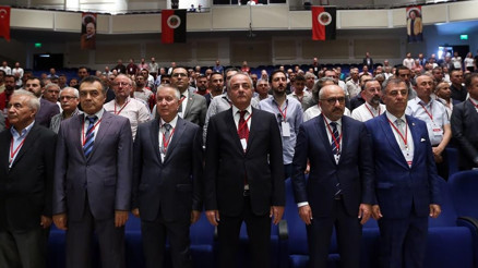 Beştepe’de gündem sürekli değişiyor
