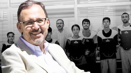 Gençlik ve Spor Bakanı Mehmet Muharrem Kasapoğlu: En çok harçlığı ben toplardım Gençlik ve Spor Bakanı Mehmet Muharrem Kasapoğlu: En çok harçlığı ben toplardım