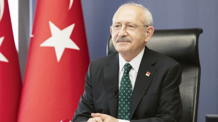 Gençlere ‘demokrat amca’ teşekkürü