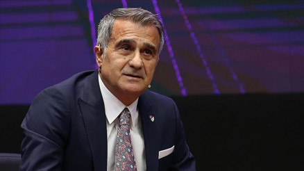 A Milli Takım Teknik Direktörü Şenol Güneşten Lille örneği: Yabancıları şampiyon yapsın diye alıyoruz...