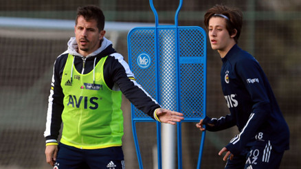 GS TVde Fenerbahçeli futbolcu Arda Gülere büyük övgü