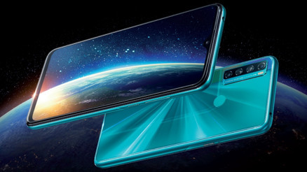 TCL, Türkiye’de ürettiği ilk akıllı telefonu TCL 20 SE’yi tanıttı